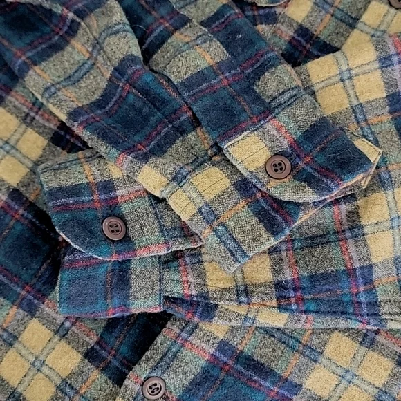 Vintage Pendleton Flannel Made in USA size M 100% Wool BinW - Picture 8 of 9